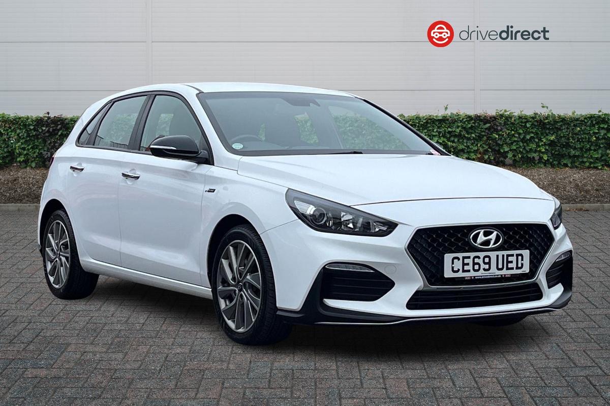 Main listing image - Hyundai i30