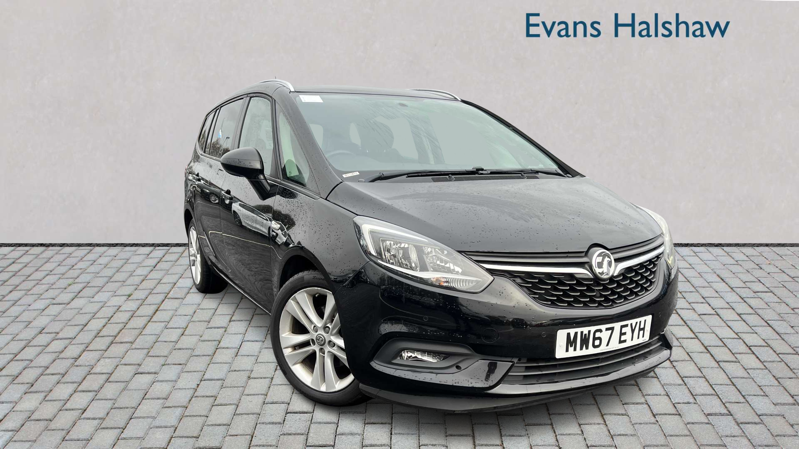 Main listing image - Vauxhall Zafira