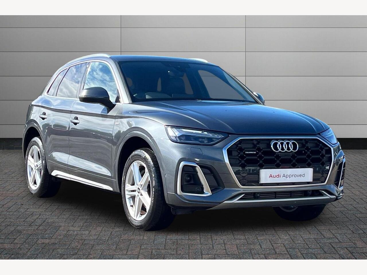 Main listing image - Audi Q5