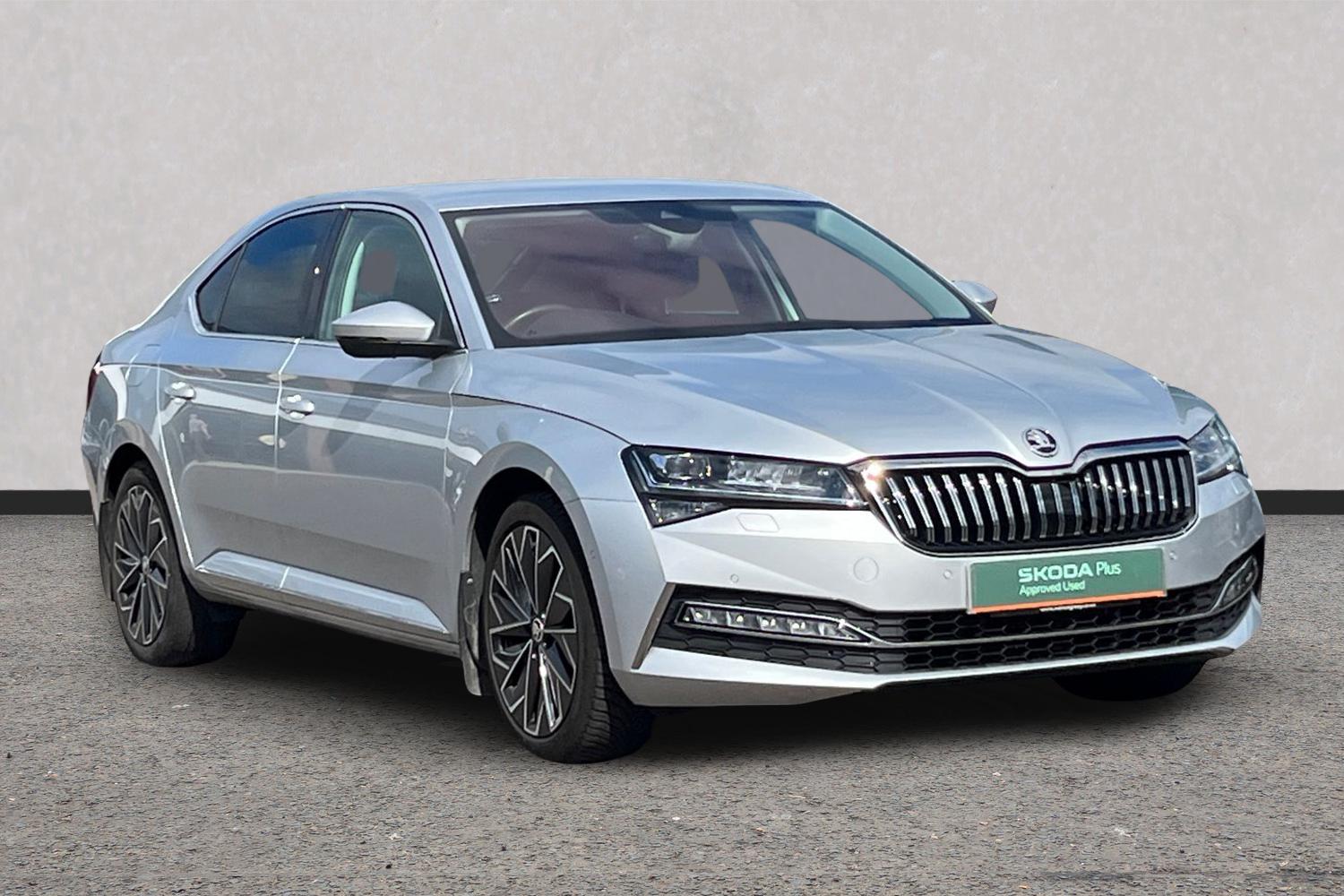 Main listing image - Skoda Superb