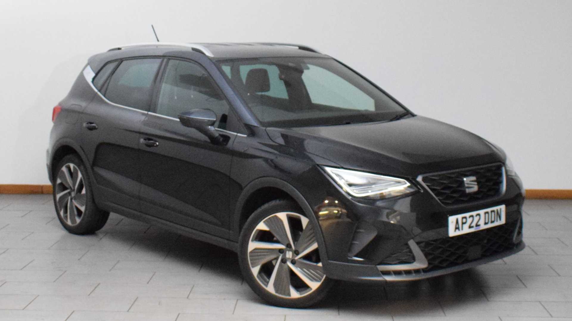 Main listing image - SEAT Arona