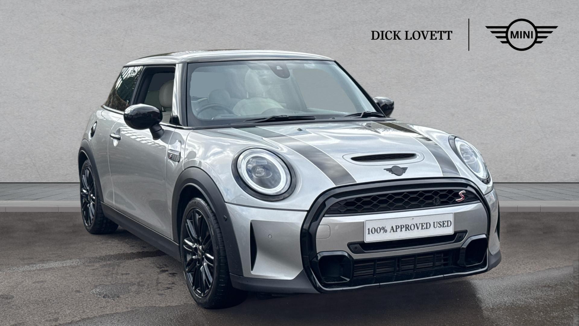 Main listing image - MINI Hatchback