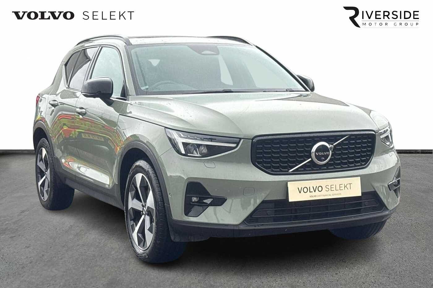 Main listing image - Volvo XC40