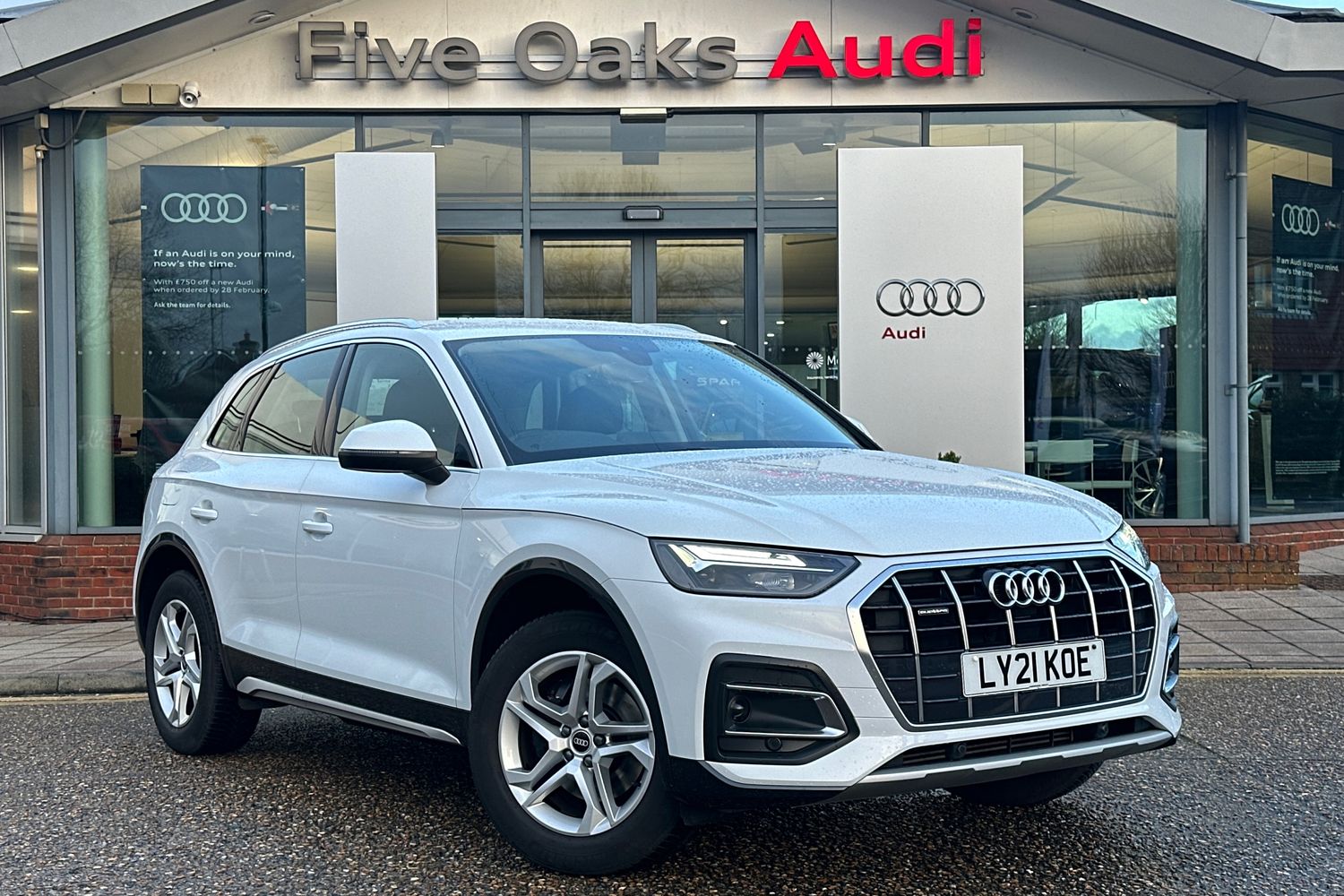 Main listing image - Audi Q5