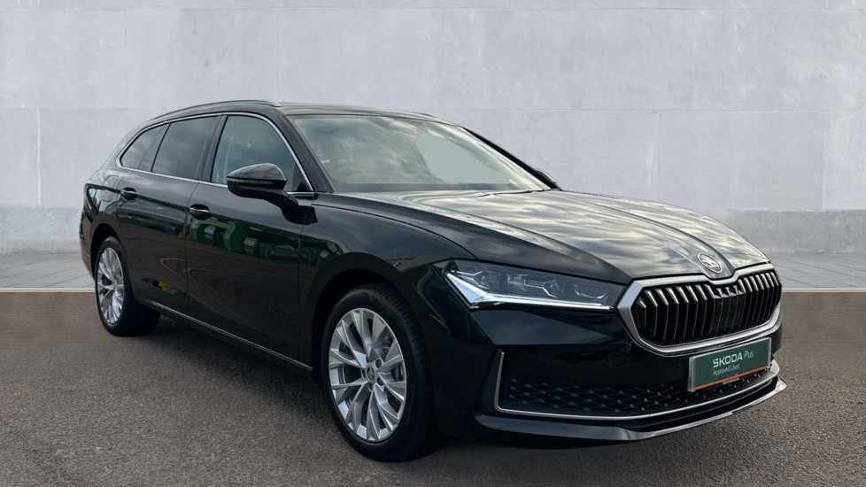 Main listing image - Skoda Superb