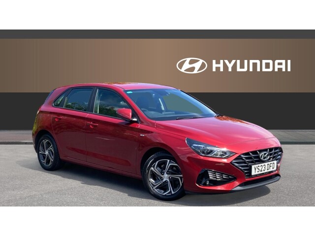 Main listing image - Hyundai i30