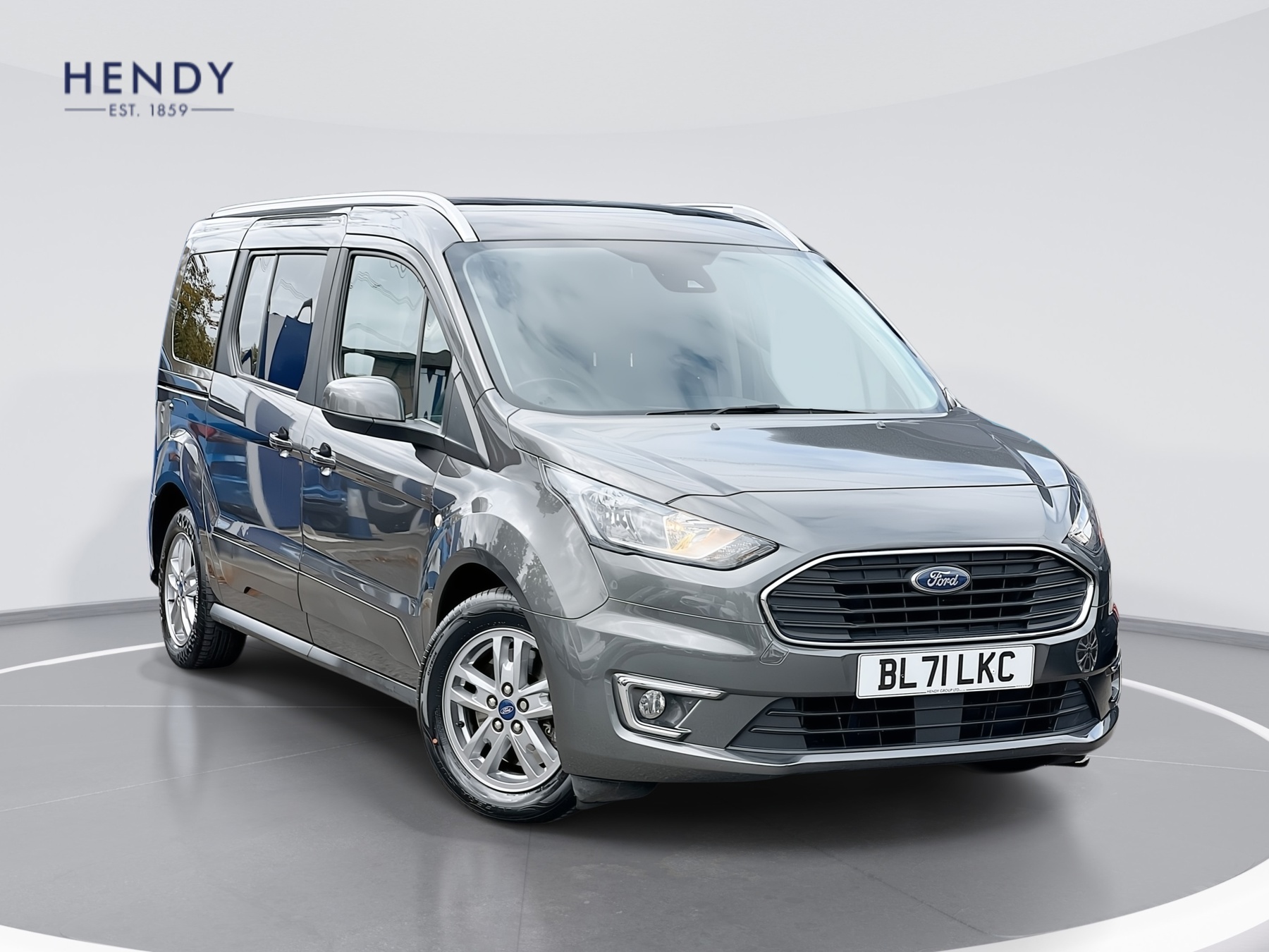 Main listing image - Ford Grand Tourneo Connect