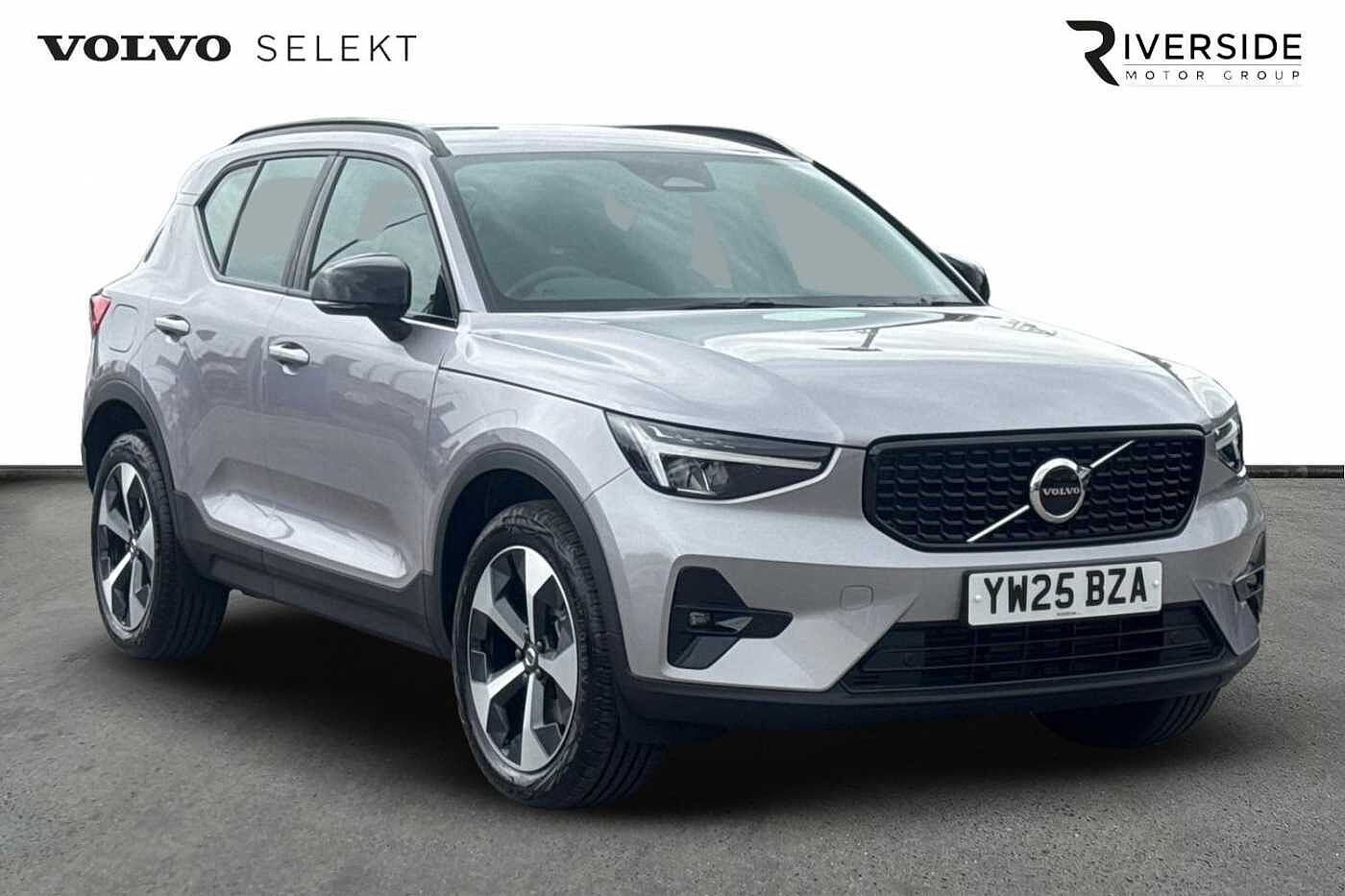 Main listing image - Volvo XC40
