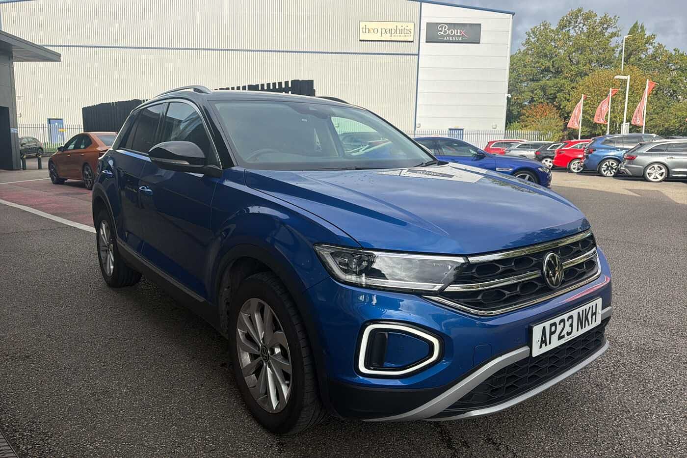 Main listing image - Volkswagen T-Roc