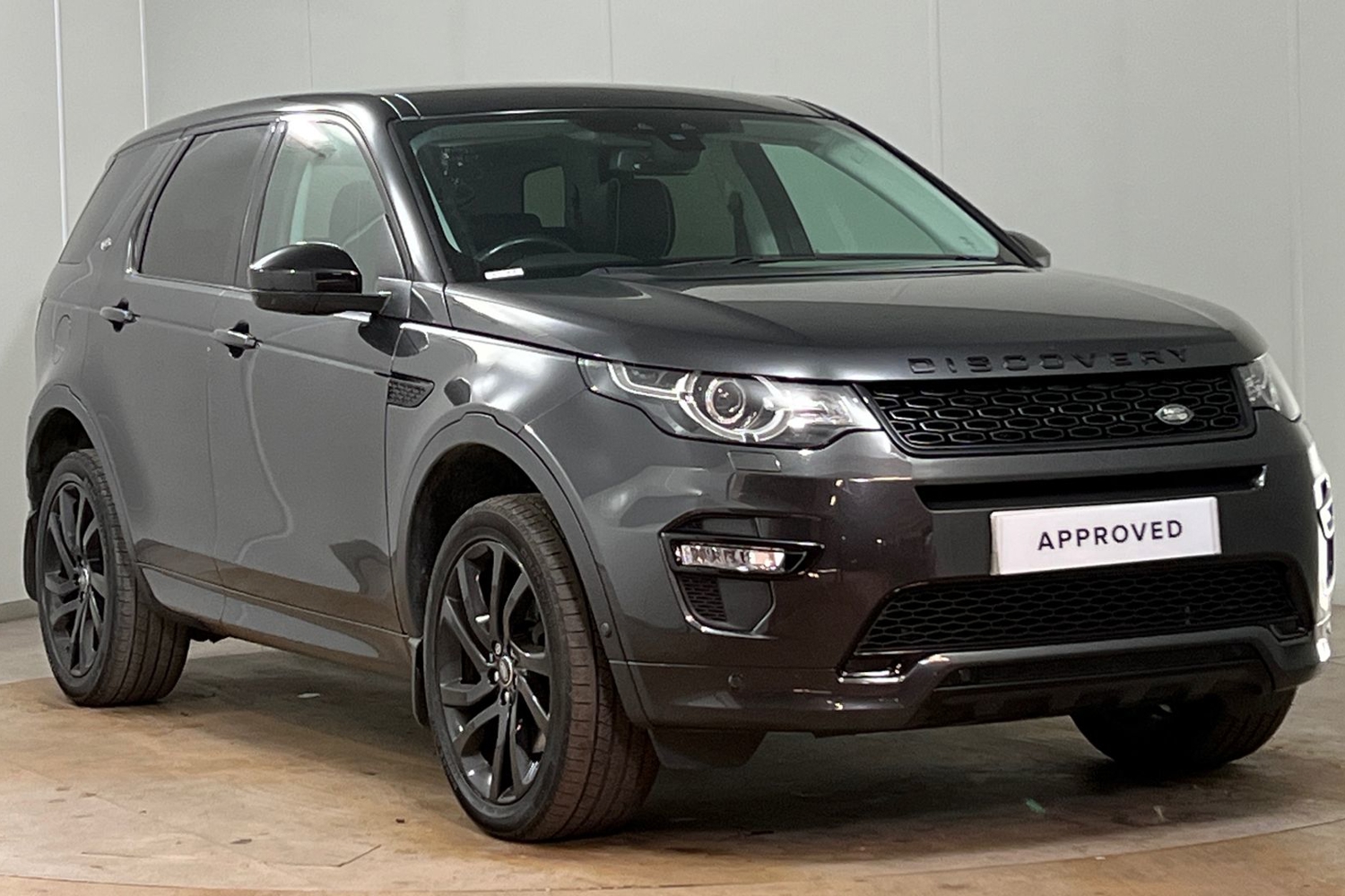 Main listing image - Land Rover Discovery Sport