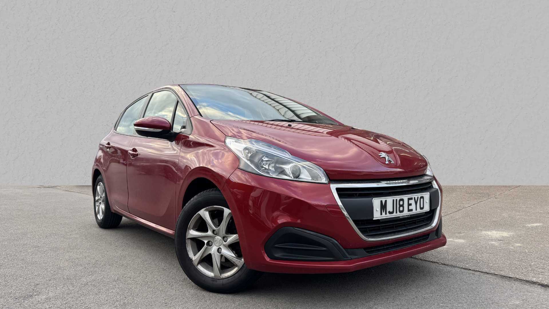 Main listing image - Peugeot 208