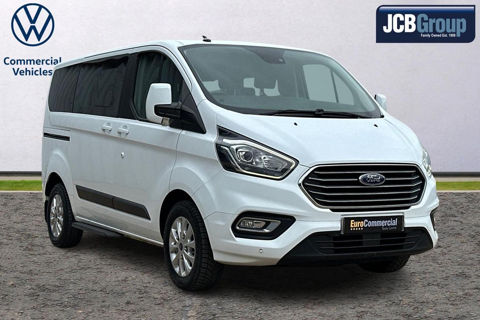 Main listing image - Ford Tourneo Custom