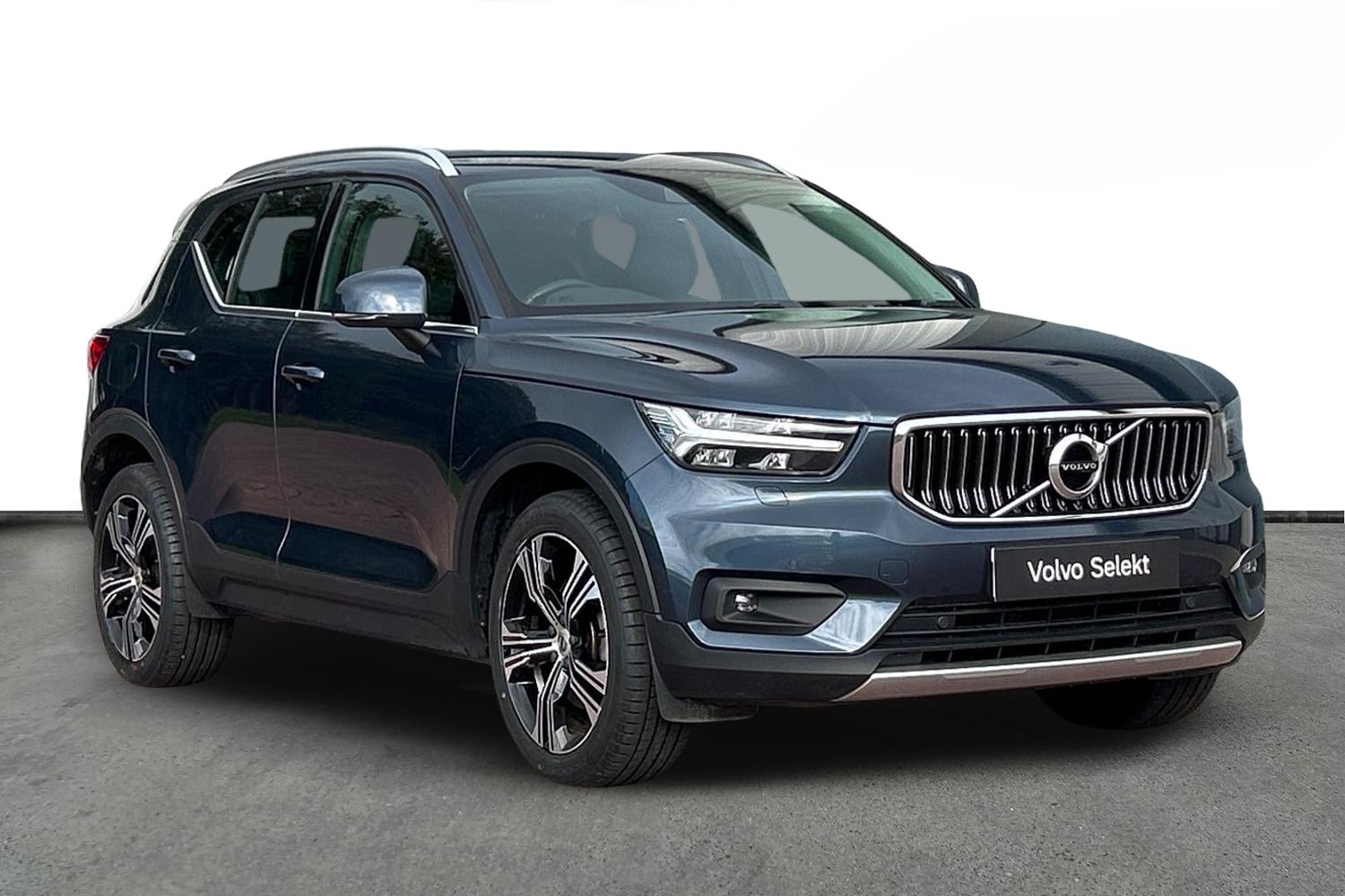 Main listing image - Volvo XC40