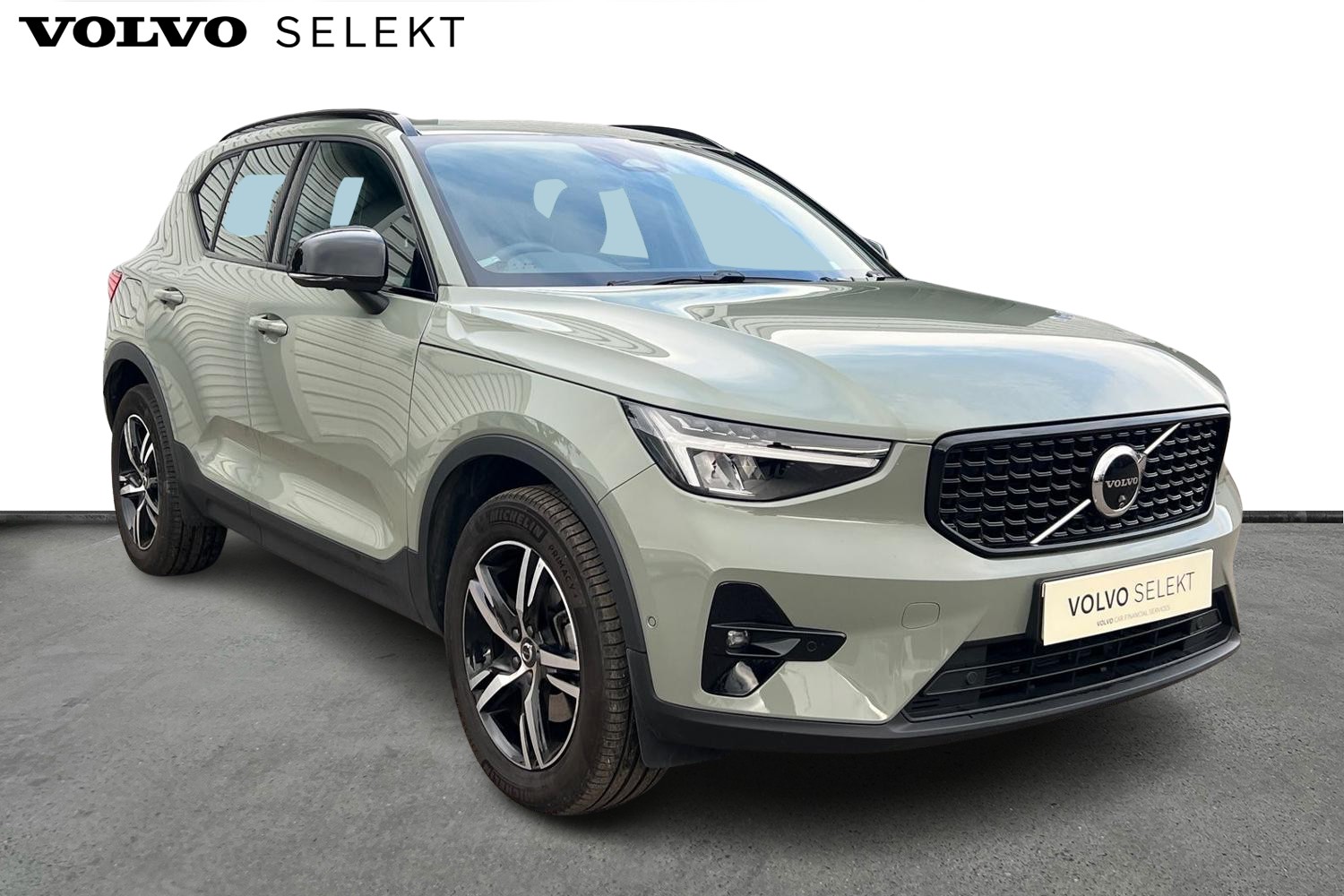 Main listing image - Volvo XC40