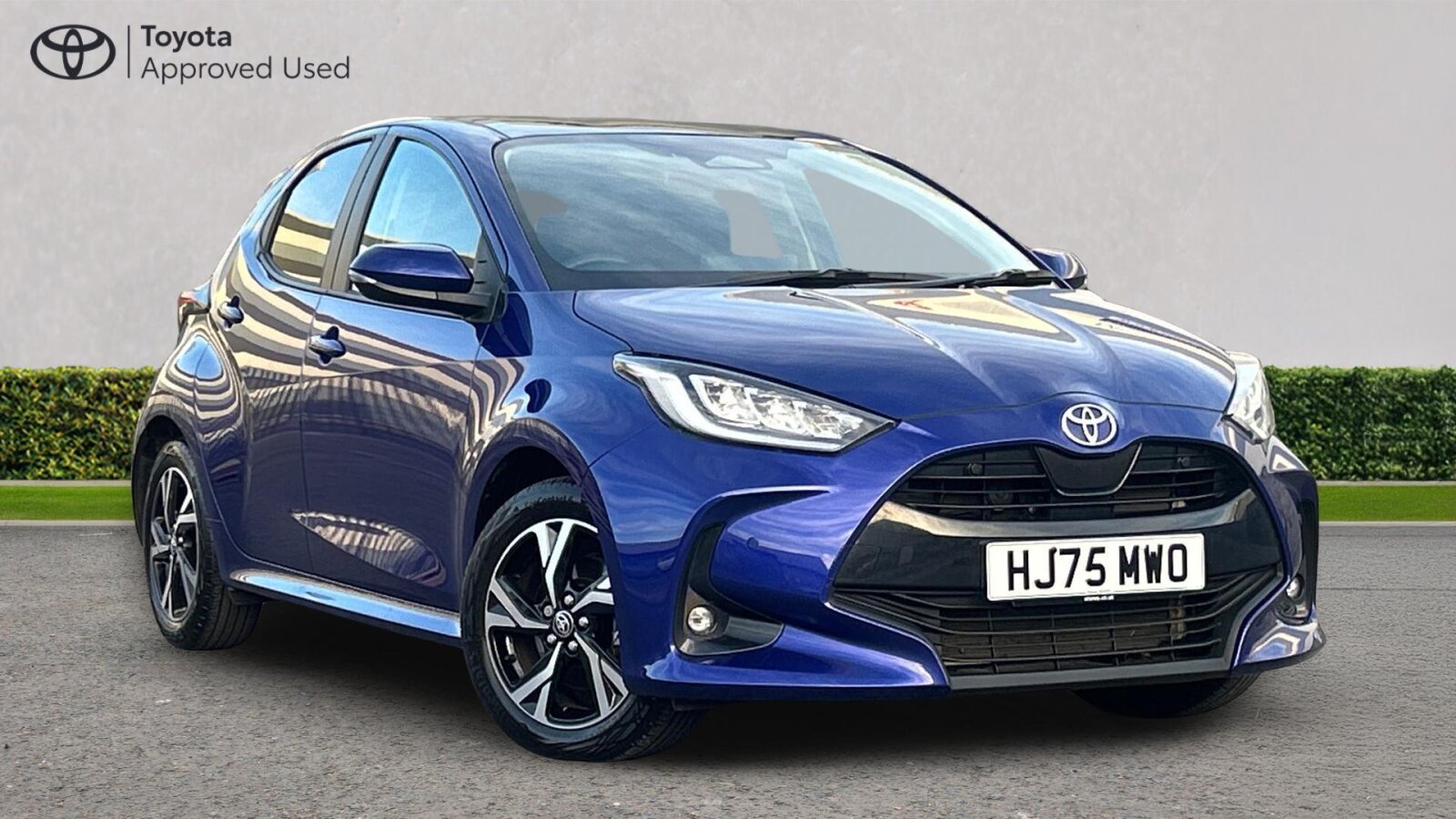 Main listing image - Toyota Yaris
