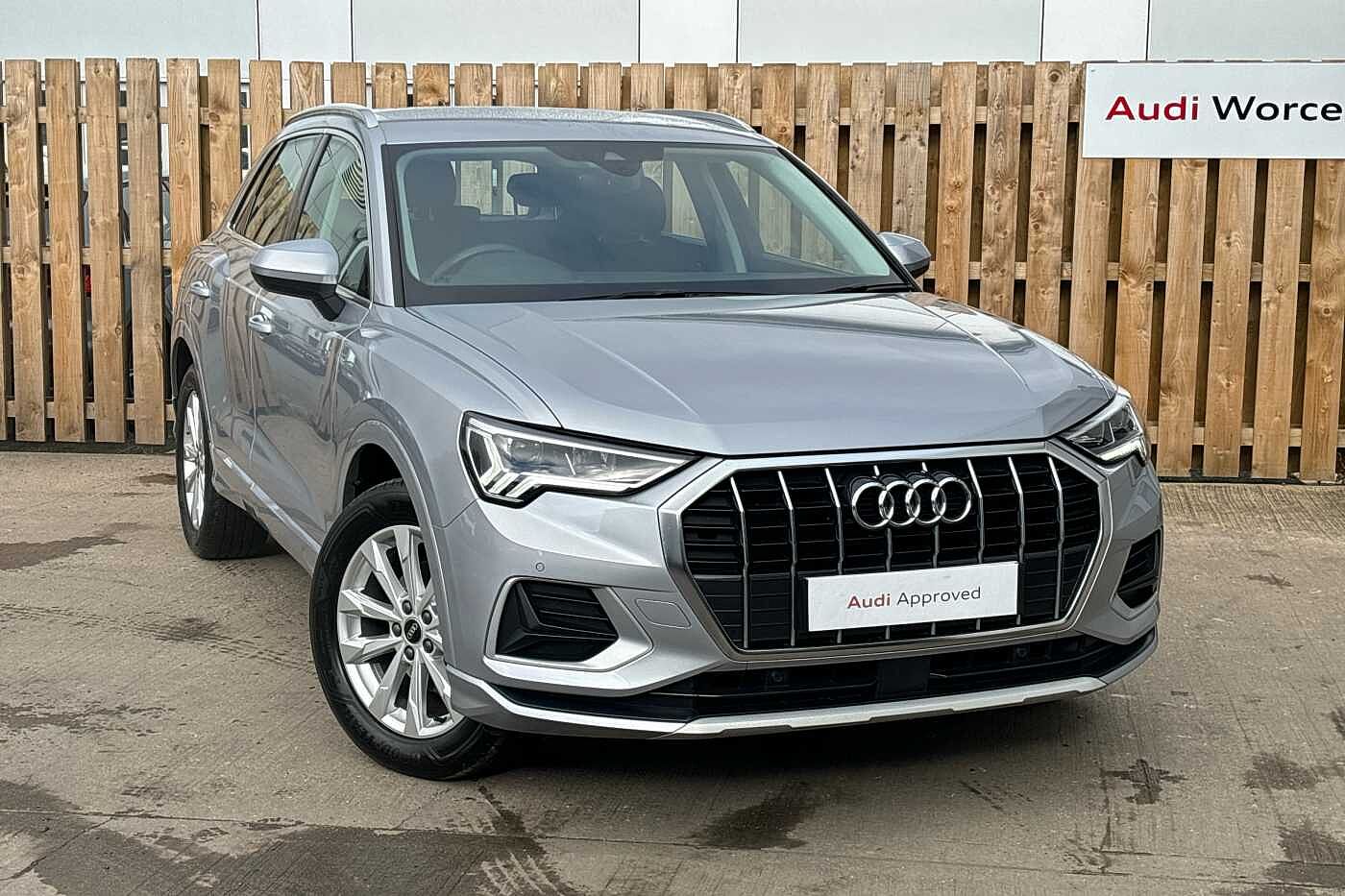 Main listing image - Audi Q3