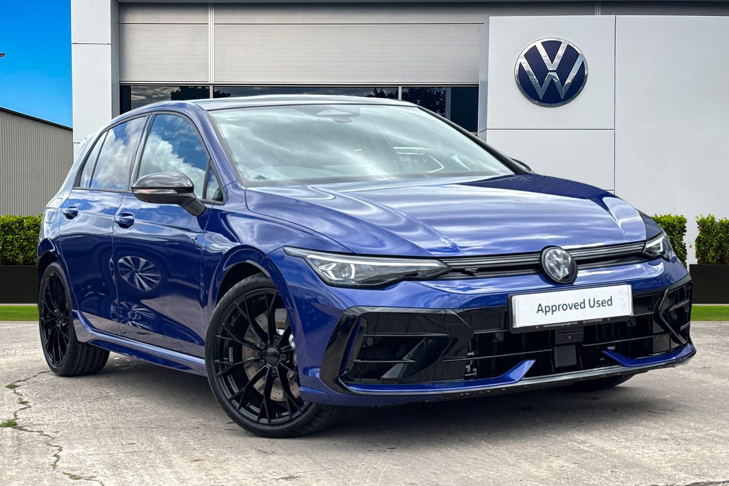 Main listing image - Volkswagen Golf
