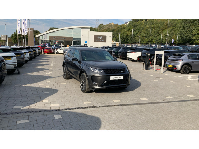 Main listing image - Land Rover Discovery Sport