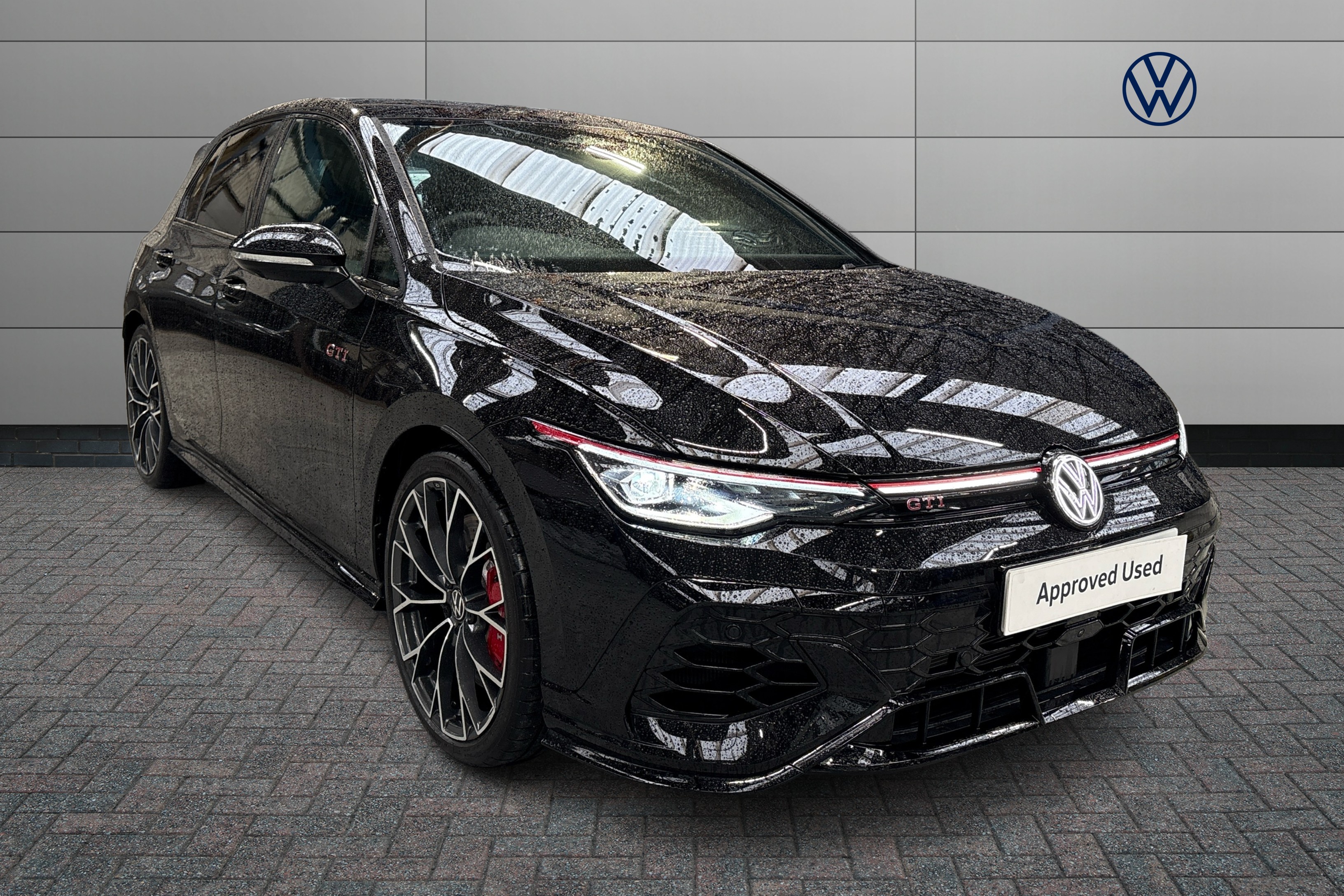 Main listing image - Volkswagen Golf GTI