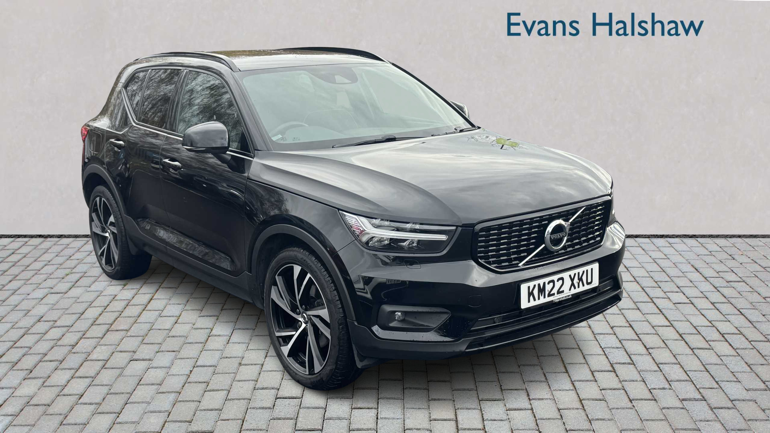 Main listing image - Volvo XC40