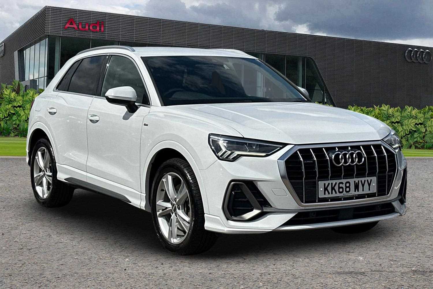 Main listing image - Audi Q3