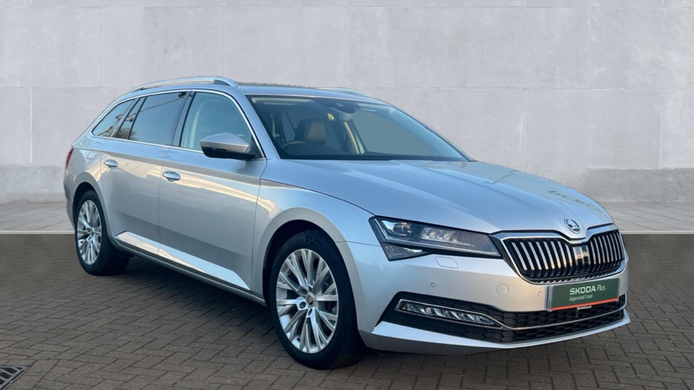 Main listing image - Skoda Superb Estate