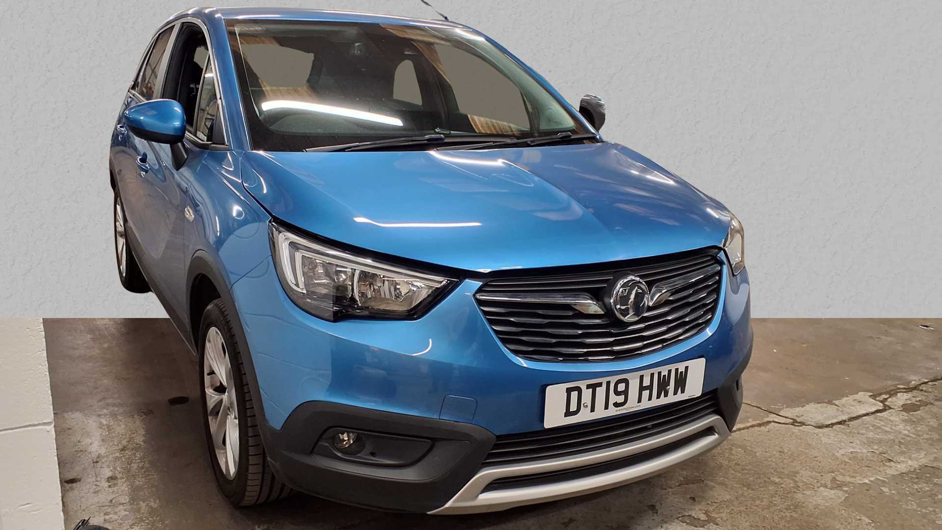 Main listing image - Vauxhall Crossland X