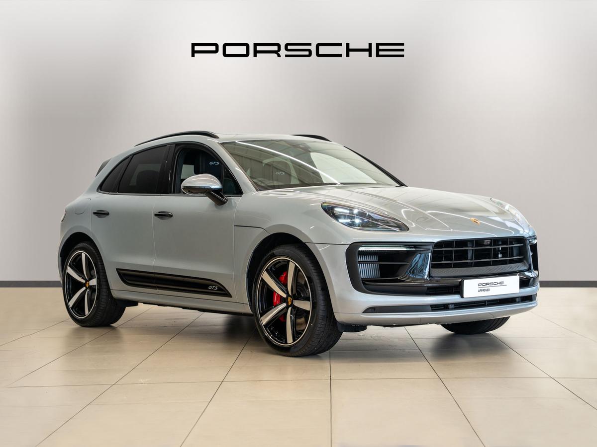 Main listing image - Porsche Macan