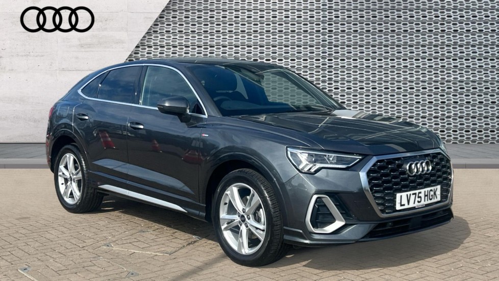 Main listing image - Audi Q3