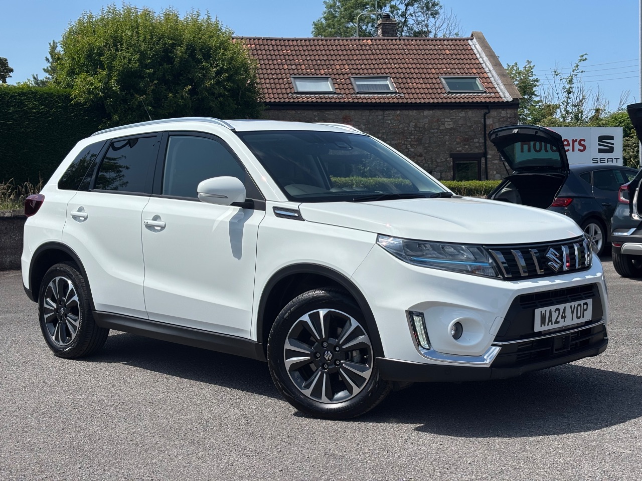Main listing image - Suzuki Vitara
