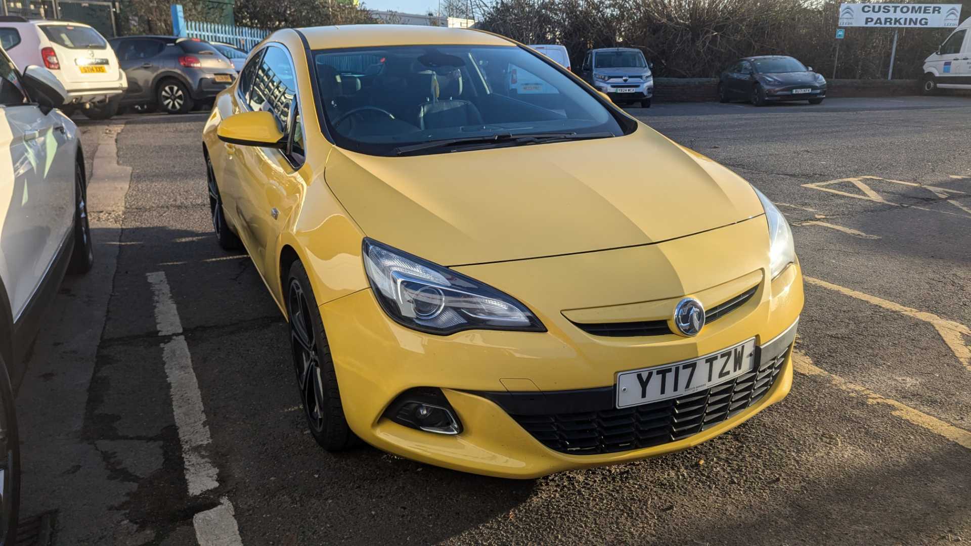 Main listing image - Vauxhall GTC