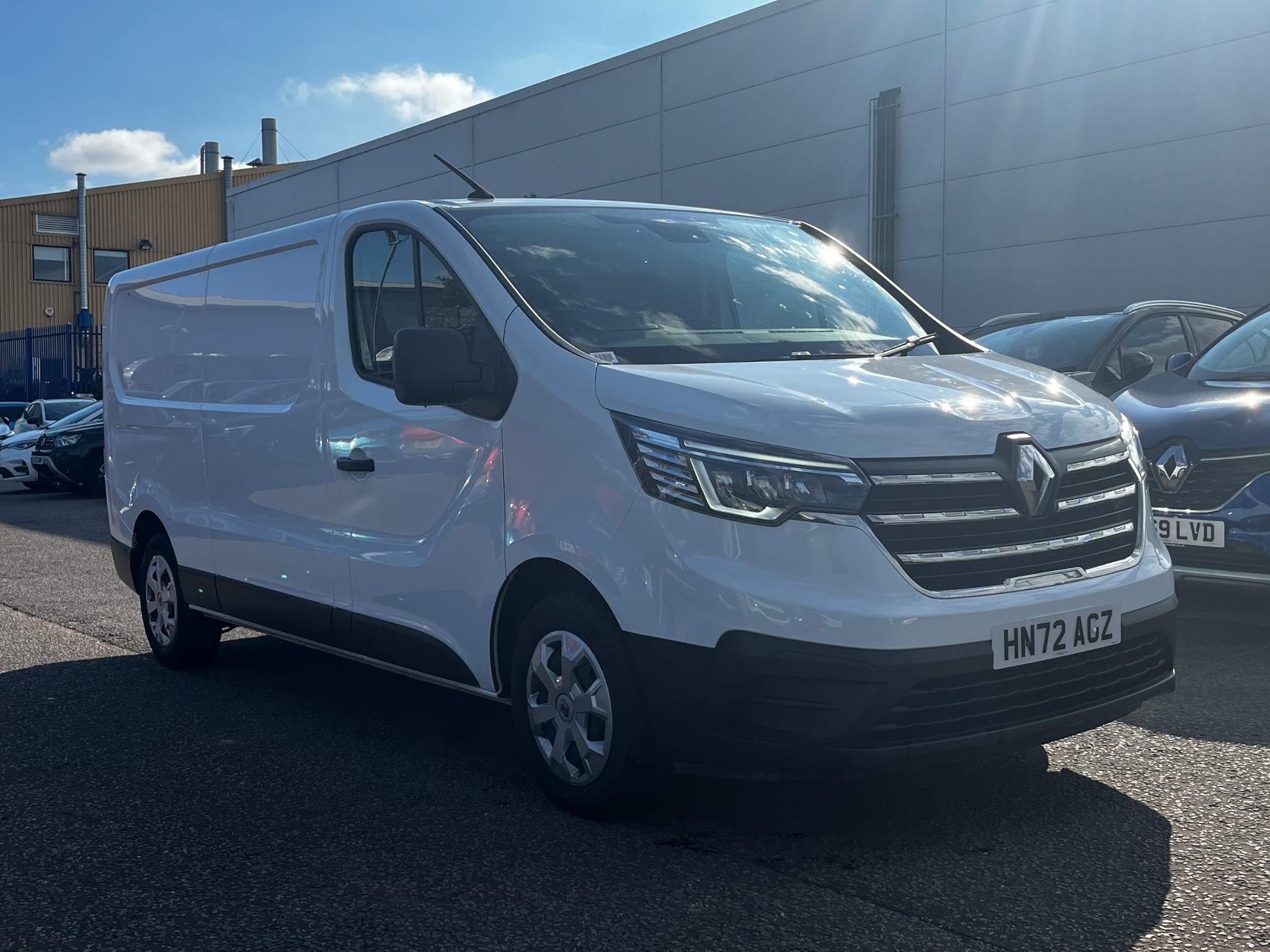 Main listing image - Renault Trafic