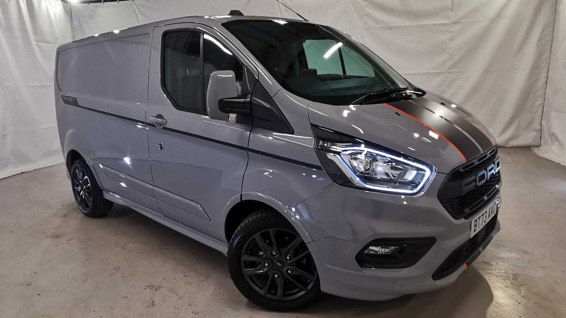 Main listing image - Ford Transit Custom