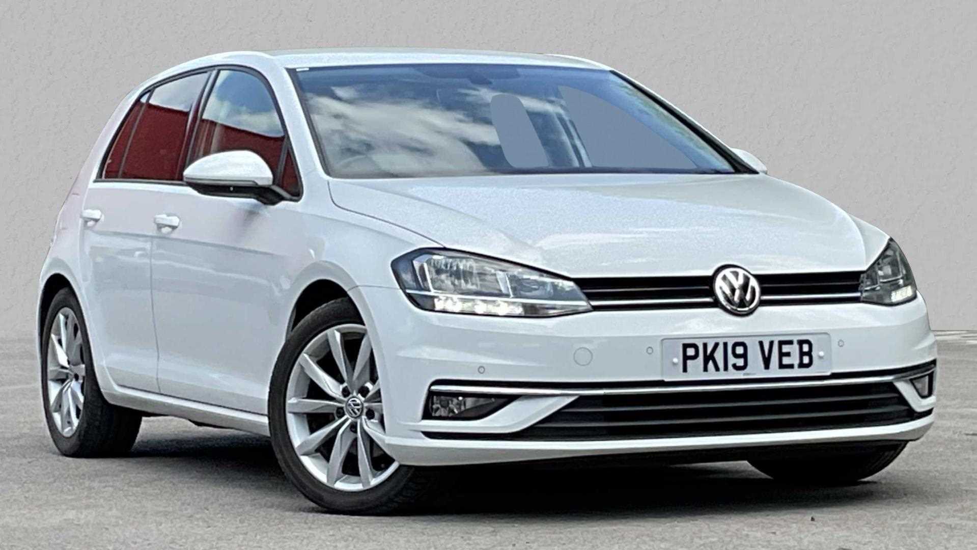 Main listing image - Volkswagen Golf