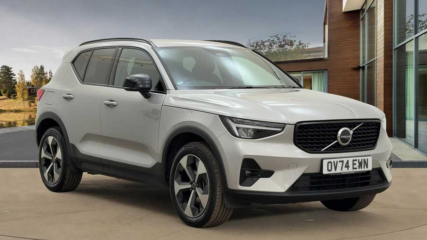 Main listing image - Volvo XC40