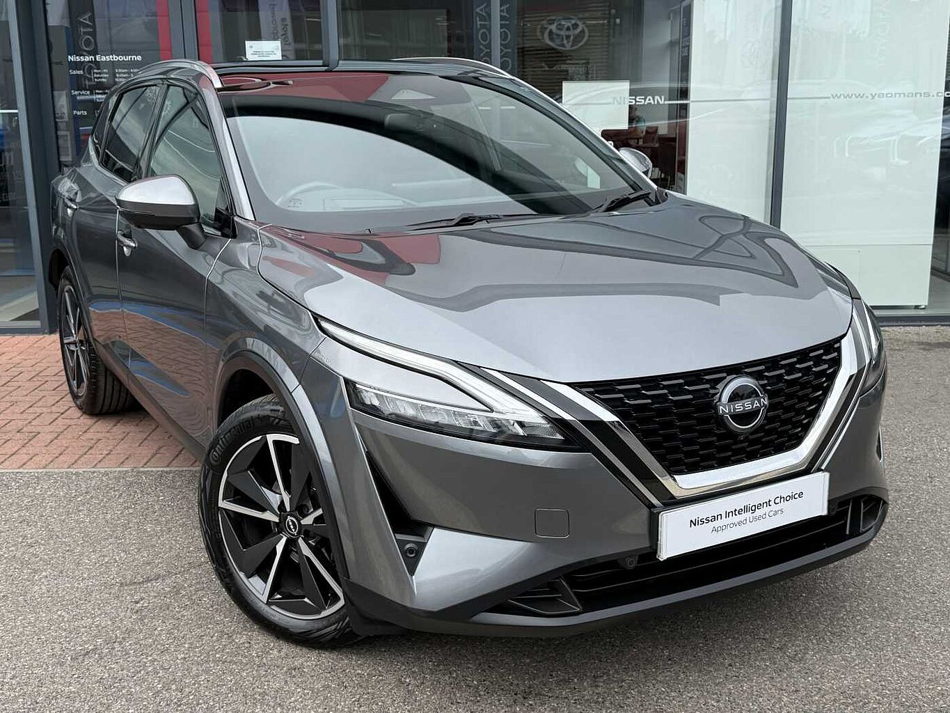 Main listing image - Nissan Qashqai