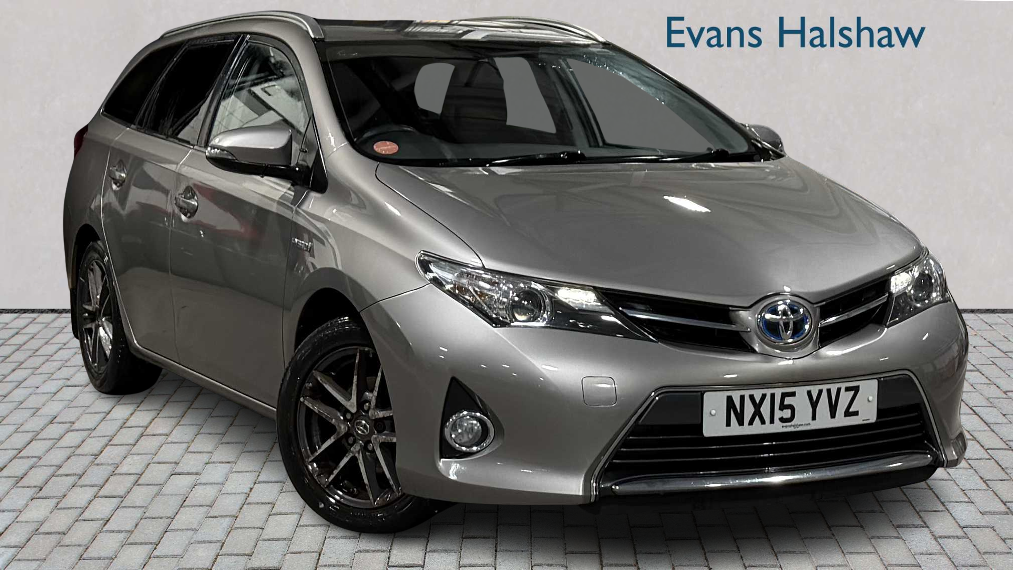 Main listing image - Toyota Auris Touring Sport