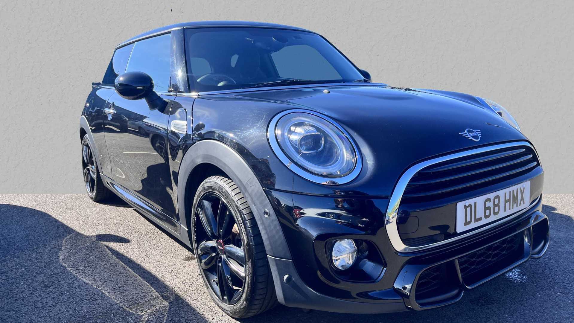 Main listing image - MINI Hatchback