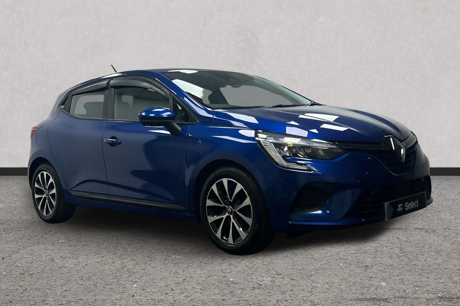 Main listing image - Renault Clio