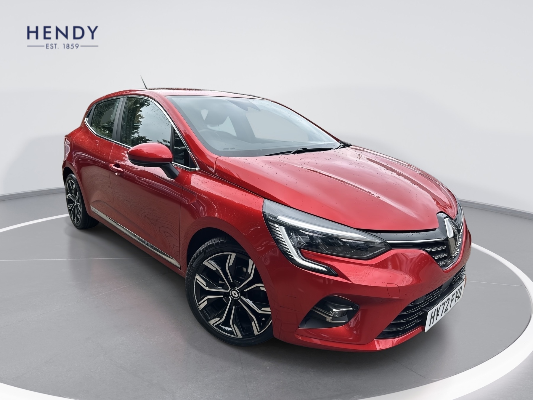 Main listing image - Renault Clio