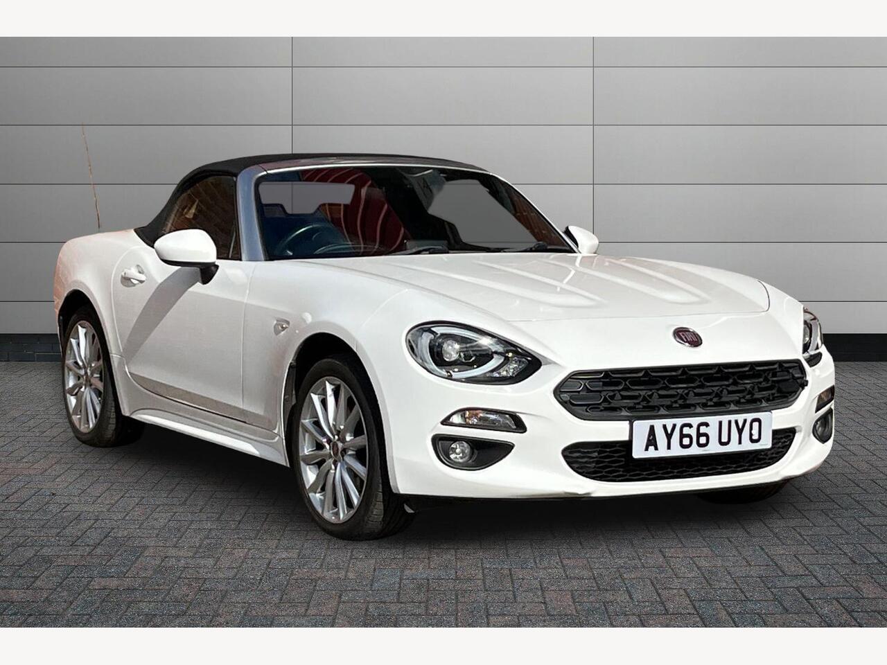 Main listing image - Fiat 124 Spider