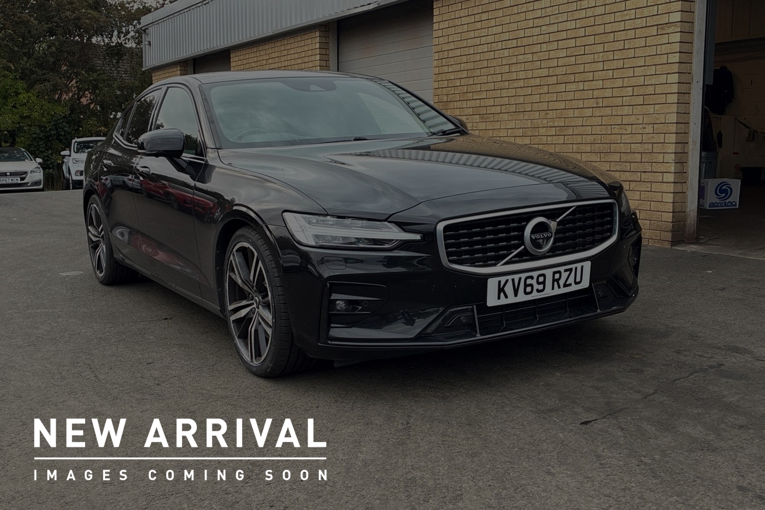 Main listing image - Volvo S60