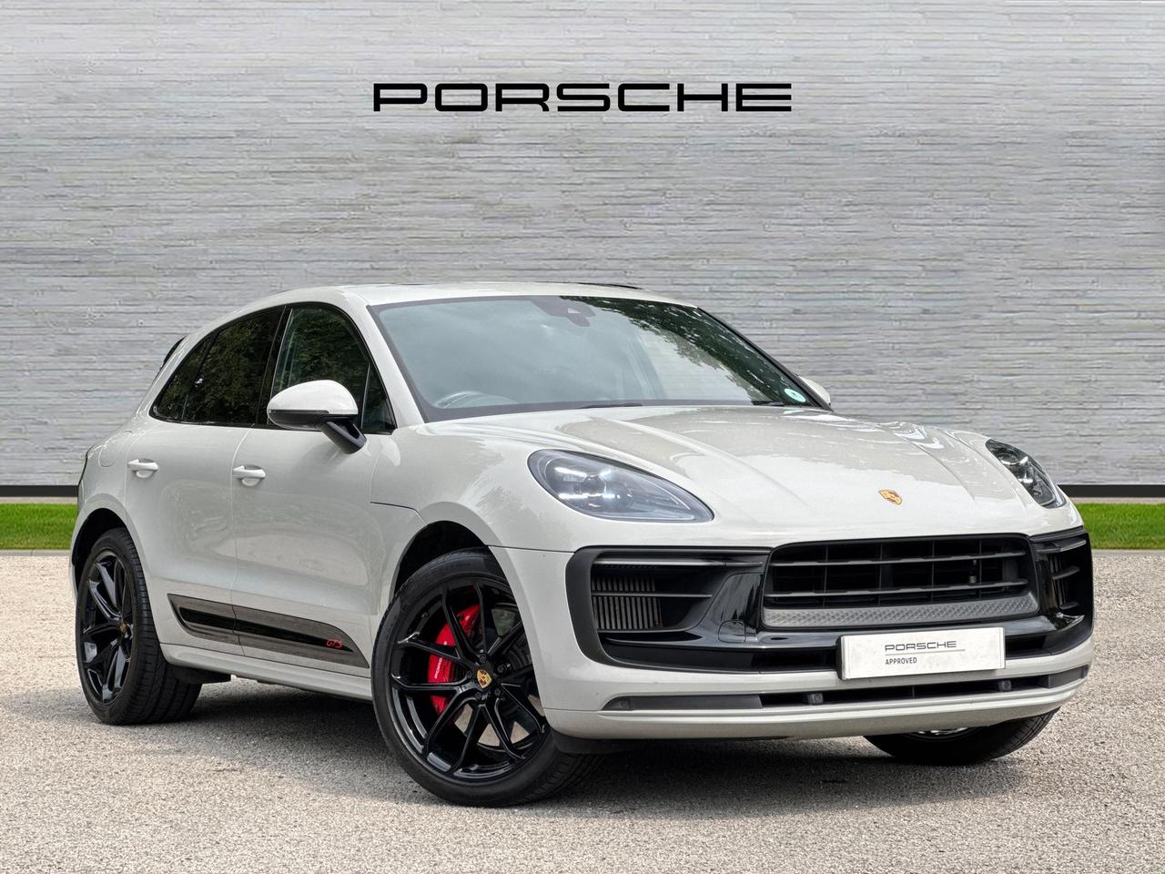 Main listing image - Porsche Macan
