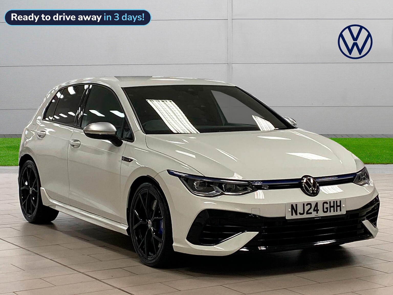 Main listing image - Volkswagen Golf R