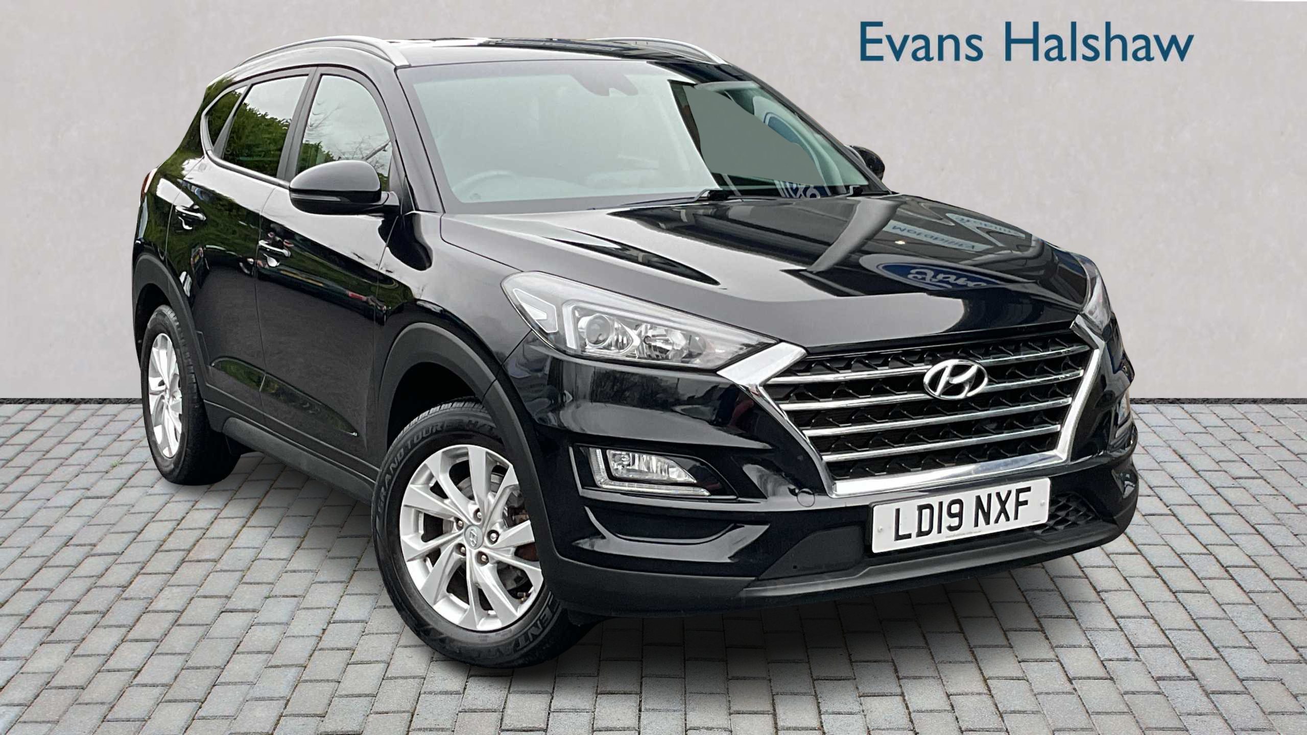 Main listing image - Hyundai Tucson