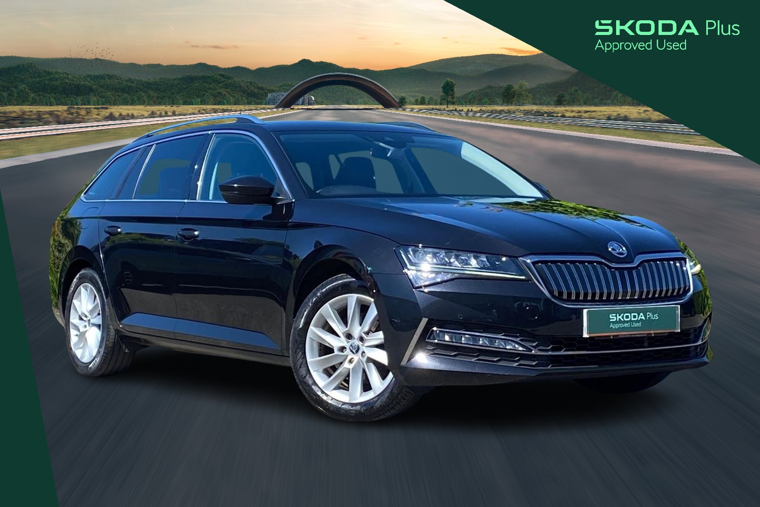 Main listing image - Skoda Superb Estate