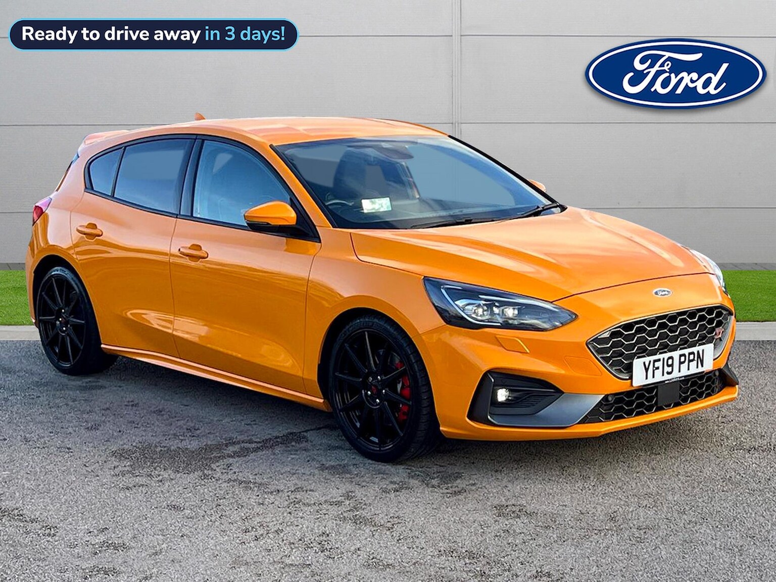 Main listing image - Ford Focus ST