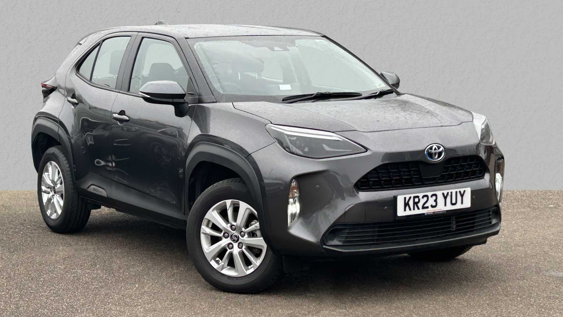 Main listing image - Toyota Yaris Cross