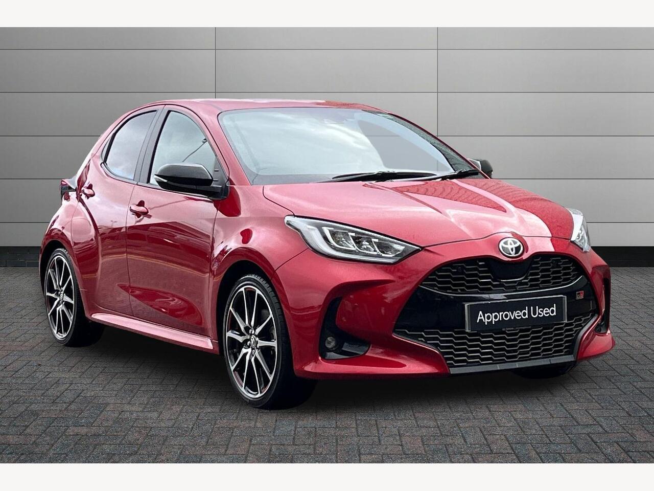 Main listing image - Toyota Yaris