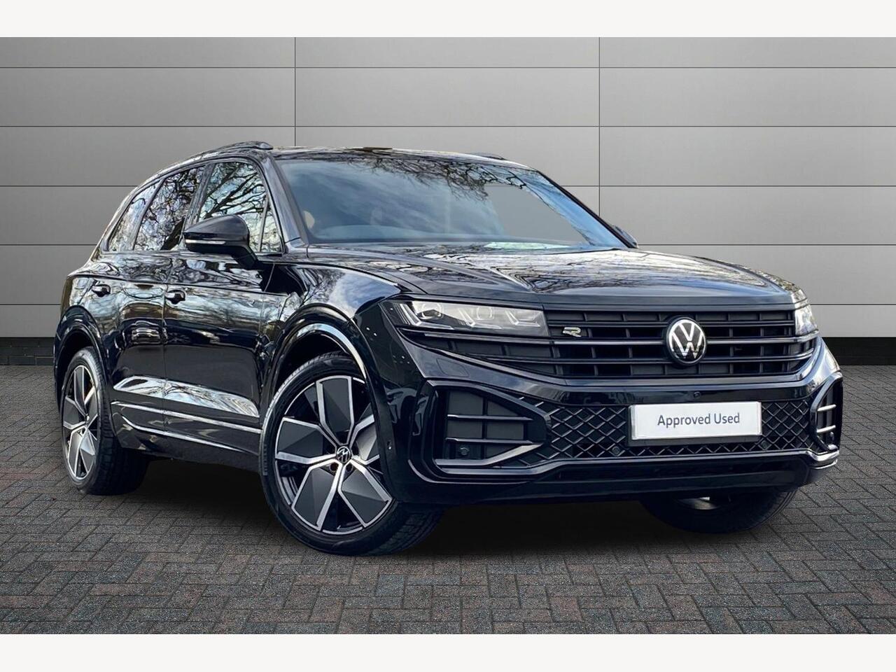 Main listing image - Volkswagen Touareg